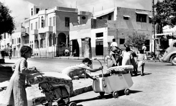 مؤرخ اسرائيلي : يمكن إعادة مقتنيات الفلسطينيين المنهوبة لكن سرقة ديارهم هي أخطر ما فعلته إسرائيل