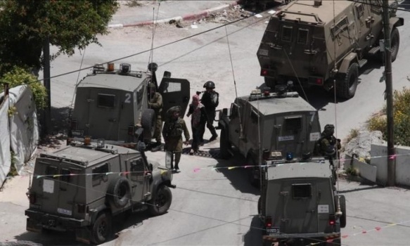 الاحتلال ماضي باقتحام منازل الفلسطينيين في الضفة