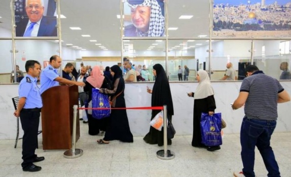 مباحثات فلسطينية أردنية لتسهيلات السفر