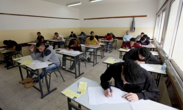 التربية": 84598 طالباً /ة يتوجهون غداً لتقديم امتحان الثانوية العامة