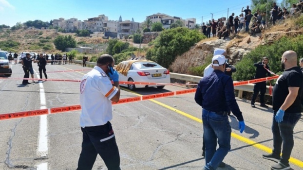 قتلى في جريمة إطلاق نار على سيارة قرب عيلبون بالجليل