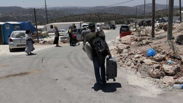 كاتبة إسرائيلية: الفلسطينيون بالضفة تعلموا من قطاع غزة طريقة تهجير المستوطنين