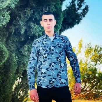 استشهاد شاب برصاص الإحتلال في بلدة بيت أمر