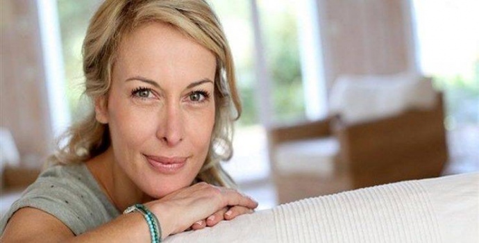 مكملات طبيعية ضرورية لكل امرأة فوق الأربعين