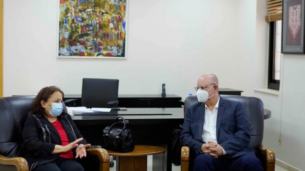 ادارة جامعة بيرزيت الجديدة تستقبل وزيرة الصحة مي الكيلة