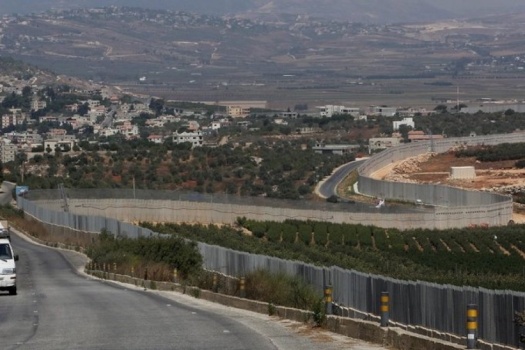 لبنان..الهدوء يخيم على الحدود الجنوبية وزورق حربي إسرائيلي يخرق المياه الإقليمية