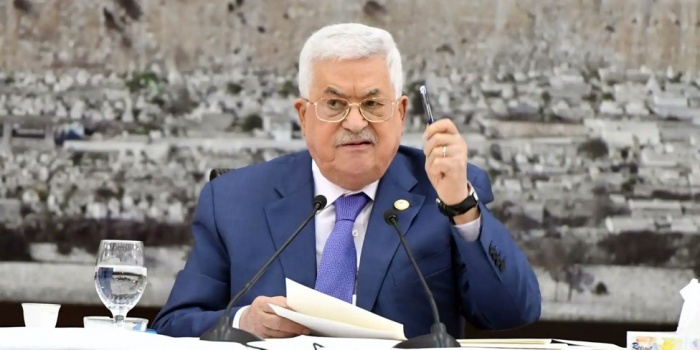 الرئيس محمود عباس يثمن جهود الشخصيات الوطنية لإنهاء الانقسام