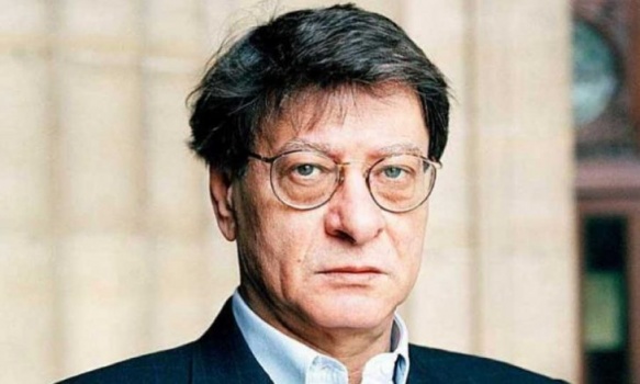 13 عاما على رحيل شاعر فلسطين محمود درويش