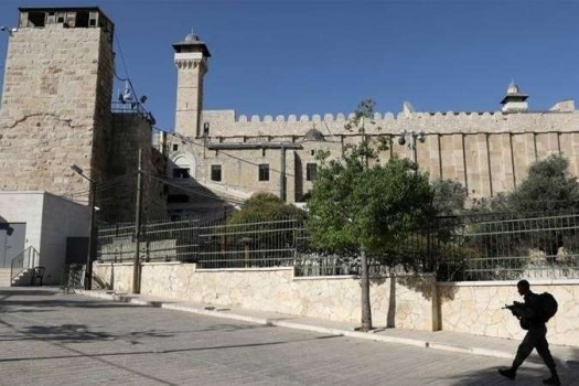 "الجهاد" تحذر من مخططات اسرائيل الهادفة للمساس بالمسجد الإبراهيمي في الخليل