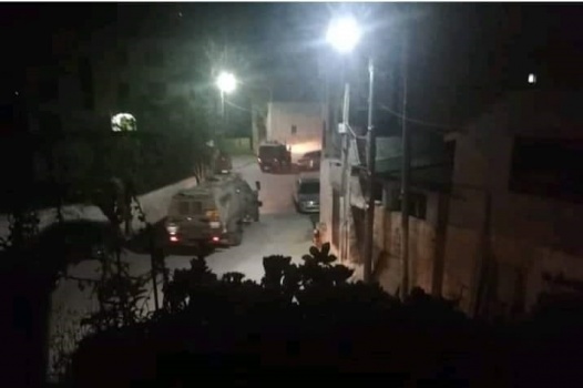 الاحتلال يداهم منزل في كفيرت وينصب حواجز عسكرية جنوب جنين