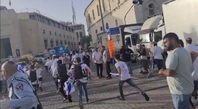 مؤرخ اسرائيلي: قبل النووي الإيراني.. هذا ما يهدد الوجود الإسرائيلي