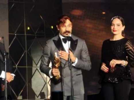 إطلالة مثيرة للجدل لـ قصي خولي