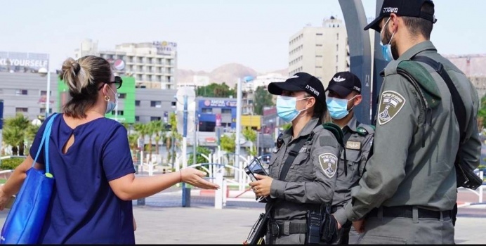 نفتالي بينت: إسرائيل في الطريق لانتهاء الموجة الرابعة من جائحة (كورونا)