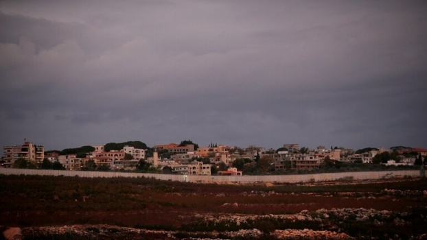 الجيش الإسرائيلي يأمر سكان مناطق حدودية مع لبنان بالبقاء في المنازل إثر حادث أمني