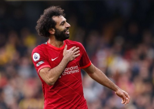 صحيفة بريطانية تكشف عن ثروة محمد صلاح
