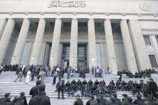 "بتهمة التخابر مع حماس".. القضاء المصري يؤيد حكم الإعدام بحق القائم بأعمال مرشد الإخوان