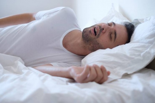 أفضل 6 علاجات للشخير