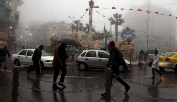 الطقس: استمرار تأثير المنخفض الجوي