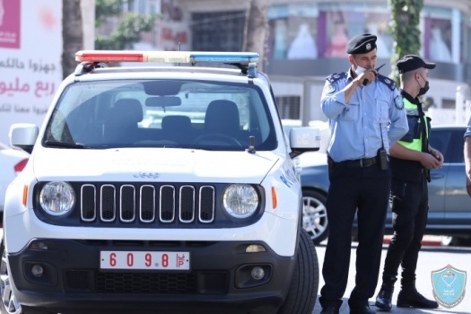 الشرطة تقبض على أشخاص فارين من وجه العدالة ومشتبه فيهم بقتل مواطن في رام الله