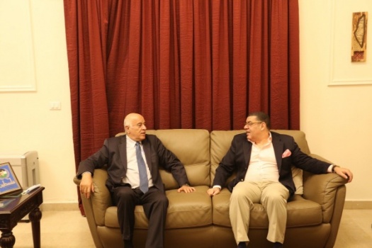 الرجوب يلتقي السفير المصري في لبنان