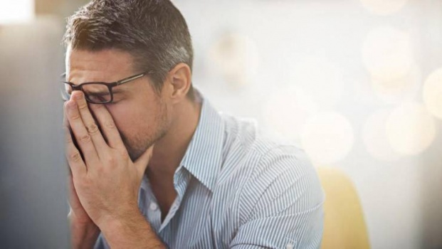 ما هي الأسباب وراء الشعور بالتعب طوال الوقت؟