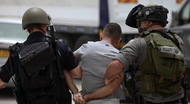 الاحتلال يعتقل 14 فلسطينيًّا من الضفة