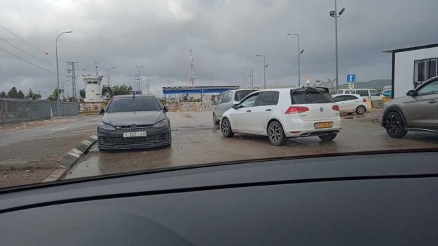 الإحتلال يغلق حاجز الجلمة شمال جنين بعد إطلاق نار