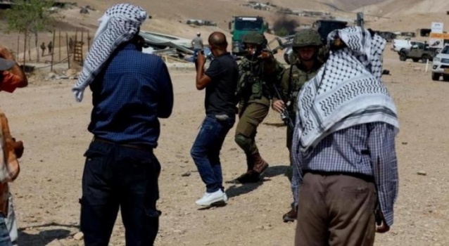 الاحتلال يقمع وقفة منددة بالاعتداءات في يطا