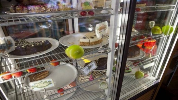  أطعمة لا ينصح بحفظها في الثلاجة