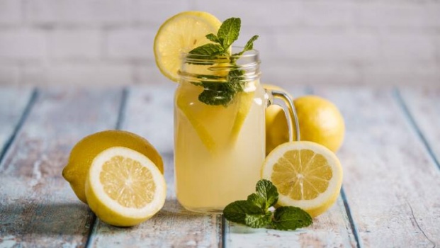 6 طرق يساعد بها عصير الليمون على تعزيزالصحة
