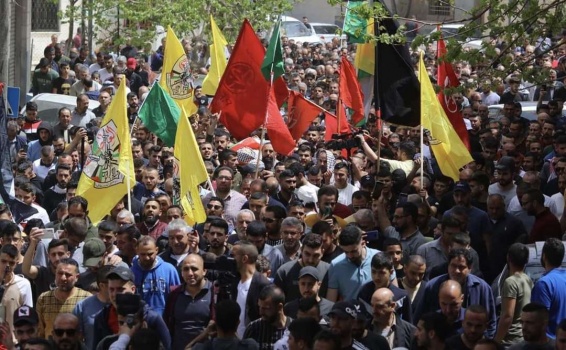 جماهير غفيرة تشيع جثمان الشهيد محمد غنيم في الخضر جنوب بيت لحم