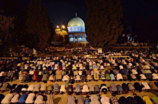 تزامناً مع مخطط “ذبح القربان”.. دعواتٌ لإحياء فجر الجمعة الثانية من رمضان في الأقصى