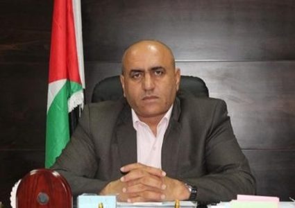 محافظ جنين يرفض زج الاجهزة الامنية في مواجهة الجيش الاسرائيلي ويصفها باللعبة الخطيرة
