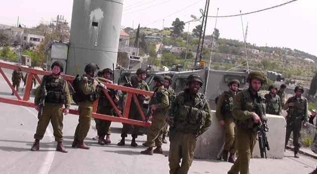 الاحتلال يعيق حركة الفلسطينيين بين رام الله ونابلس