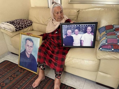 بعد 40 عاماً من الانتظار.. وفاة والدة عميد الاسرى كريم يونس