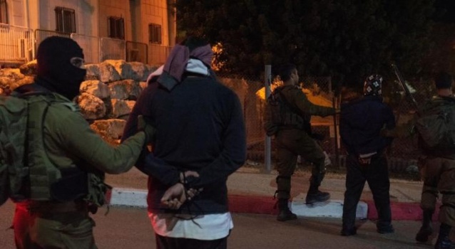 الاحتلال يعتقل 7 فلسطينيين من الضفة والقدس