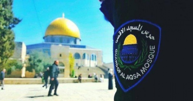 الاحتلال يوافق على زيادة عدد حراس الأوقاف بالأقصى