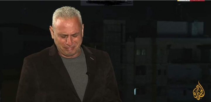 "إرجع بابا ما بدنا تموت"...إلياس كرام: هناك استهداف واضح لصحفيي الجزيرة بشكل خاص