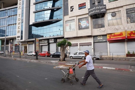 الإضراب الشامل يعم محافظة جنين تنديداً بإستشهاد الأسير الزبيدي
