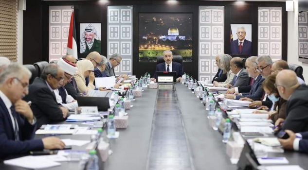 اشتية: إسرائيل أطلقت الطلقة الأخيرة تجاه ما تبقى من "حل الدولتين"