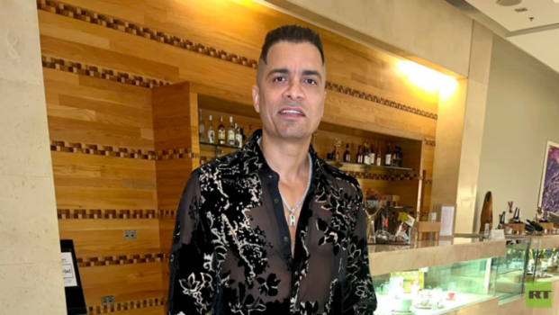 حسن شاكوش يعتذر من صناع أغنية حاجة مستخبية
