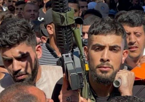 "كان": المطارد النابلسي نجا من الاغتيال وشارك بجنازة شهيدي نابلس