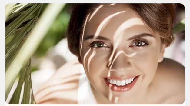 احذري جيداً.. 7 مكونات تجميلية تصبح خطرة عند التعرض للشمس