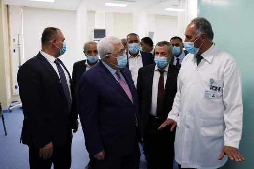 الرئيس يفتتح قسم العناية المتوسطة في مستشفى الاستشاري العربي