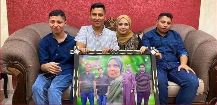الرئيس يتكفل بتعليم أربعة توائم من غزة استشهدت والدتهم العام الماضي