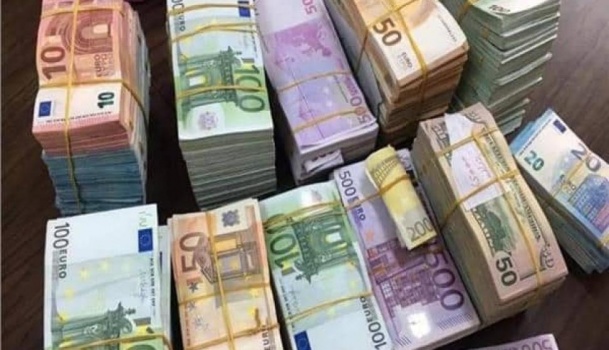 مستشار اشتية: الدفعة الأولى من الدعم الأوروبي وصلت وهي لمستشفيات القدس والمطاعيم