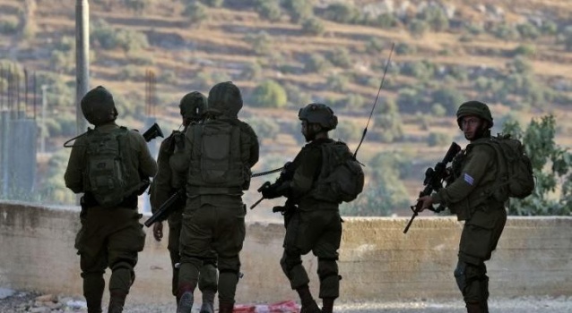 الاحتلال يعتقل 7 فلسطينيين من الضفة