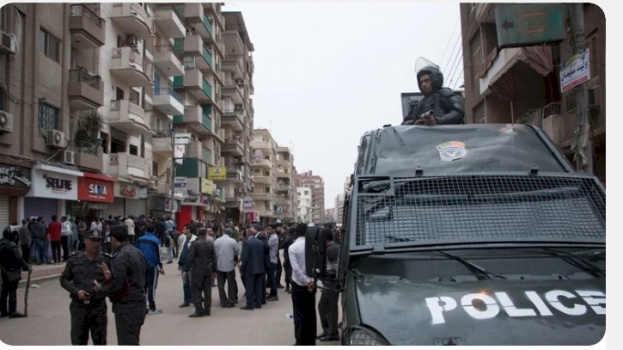 مصر.. شاب يطعن فتاة حتى الموت أمام محكمة الزقازيق