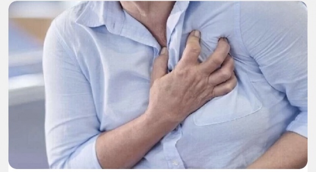 طبيبة روسية تحدد ما يجب تجنبه في حالة آلام الصدر