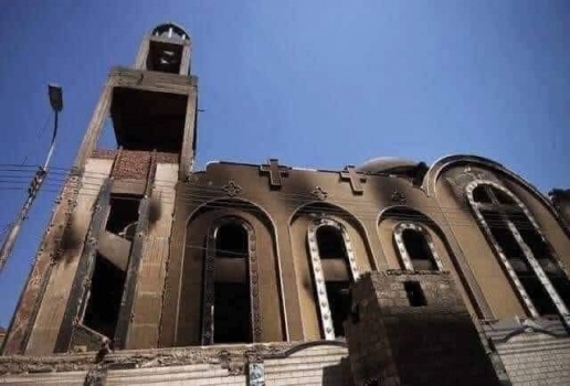قتلى وعشرات المصابين في حريق كنيسة أبوسيفين في مصر